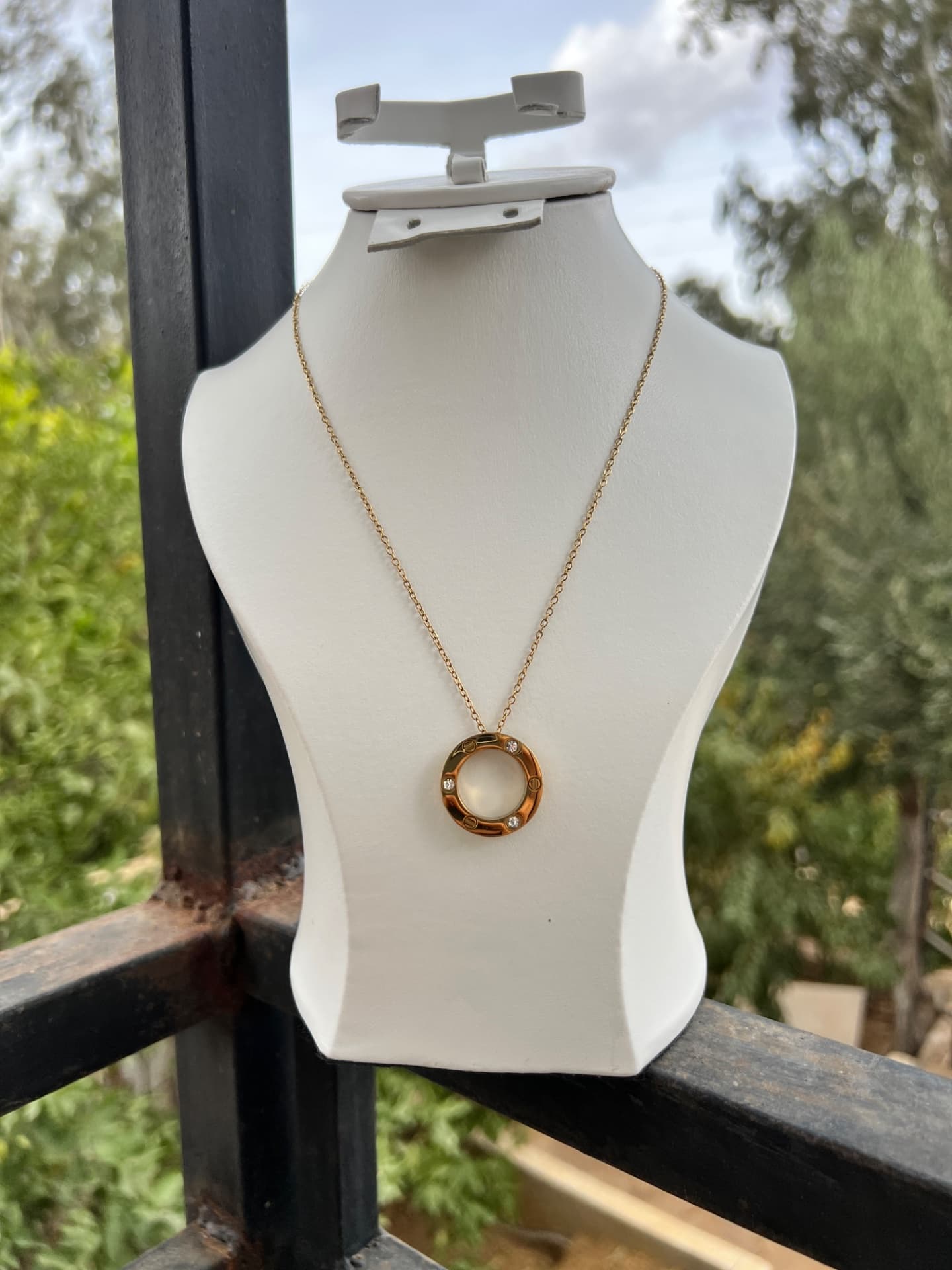 Nos Collier